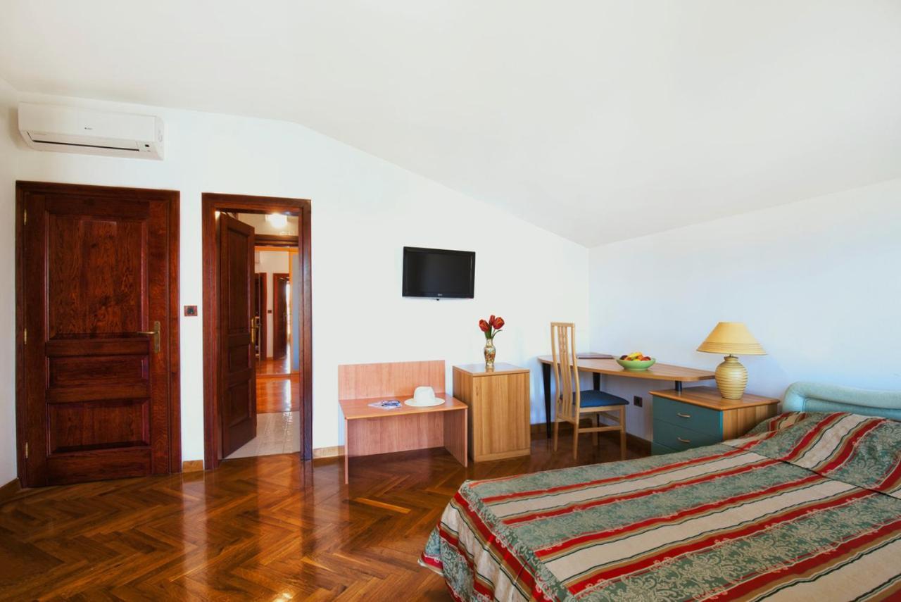 Villa Sveta Eufemija Bed End Breakfast I Ровінь Екстер'єр фото
